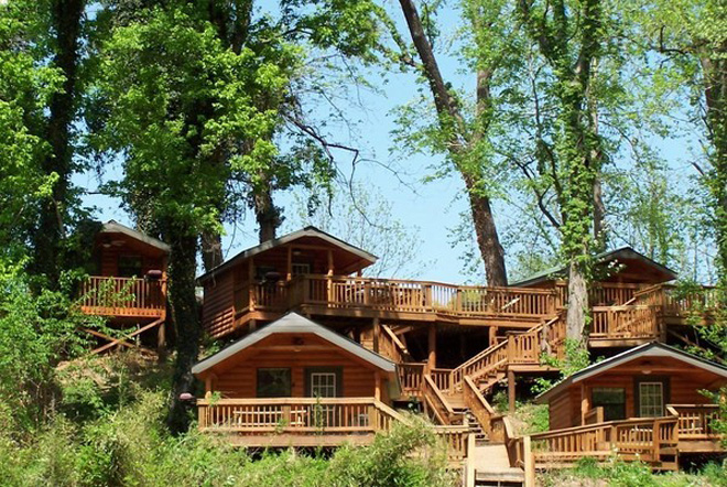 Lodging in and near White River Arkansas